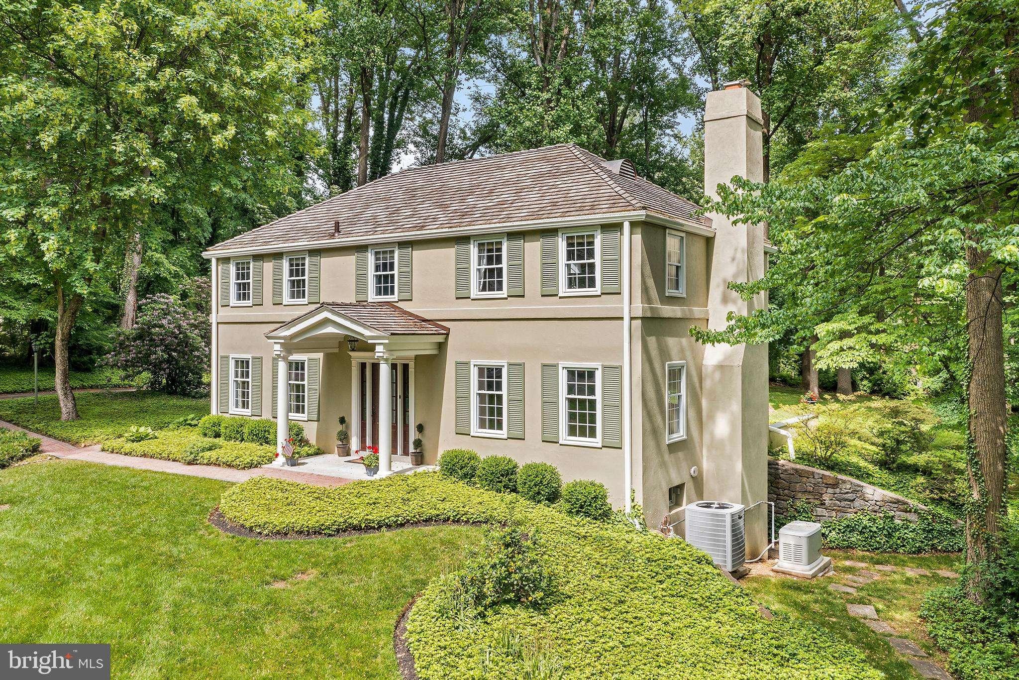 Newtown Square, PA 19073,821 LOUDAN LN