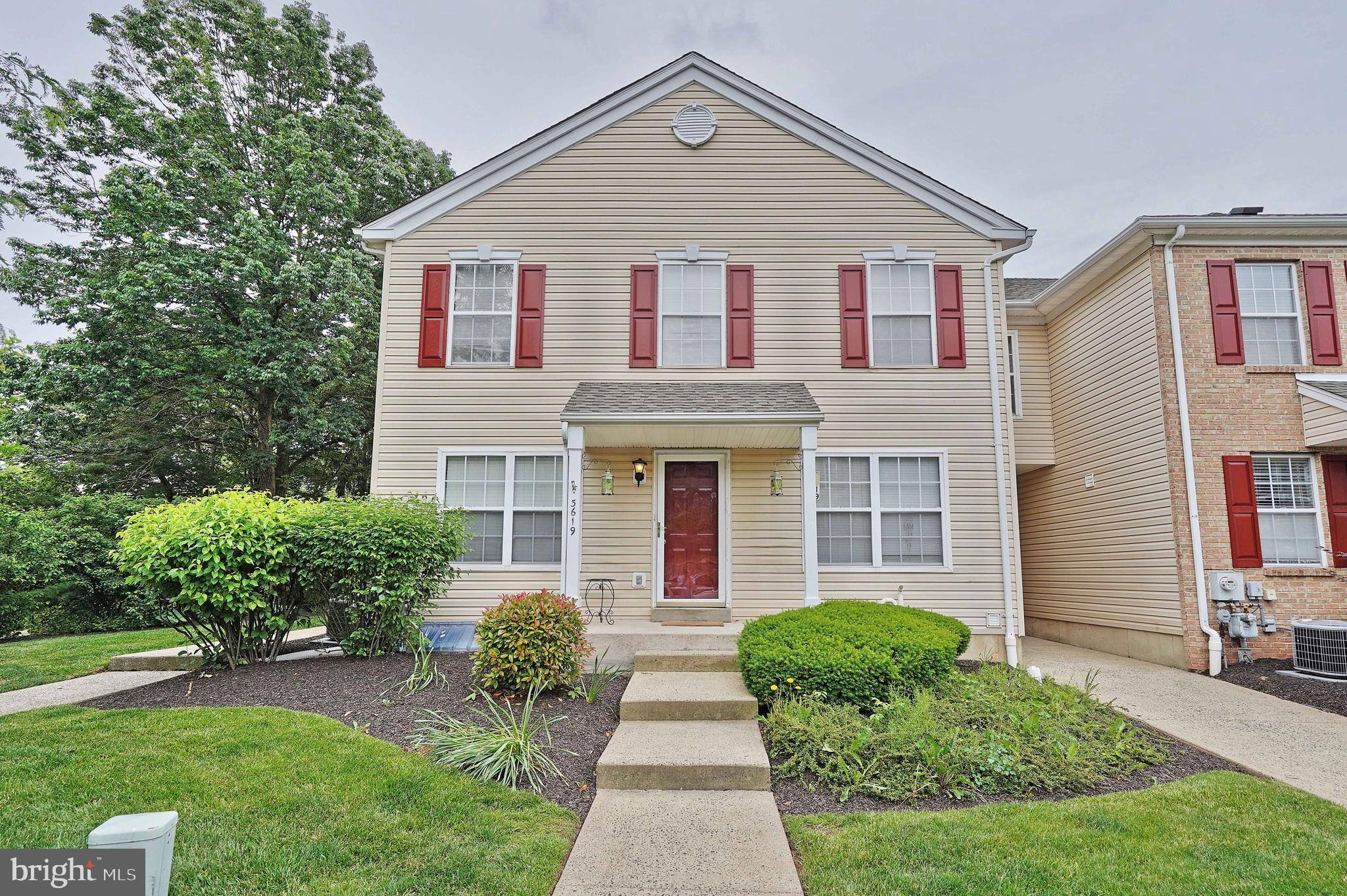 Doylestown, PA 18902,3619 NANCY WARD CIR #40