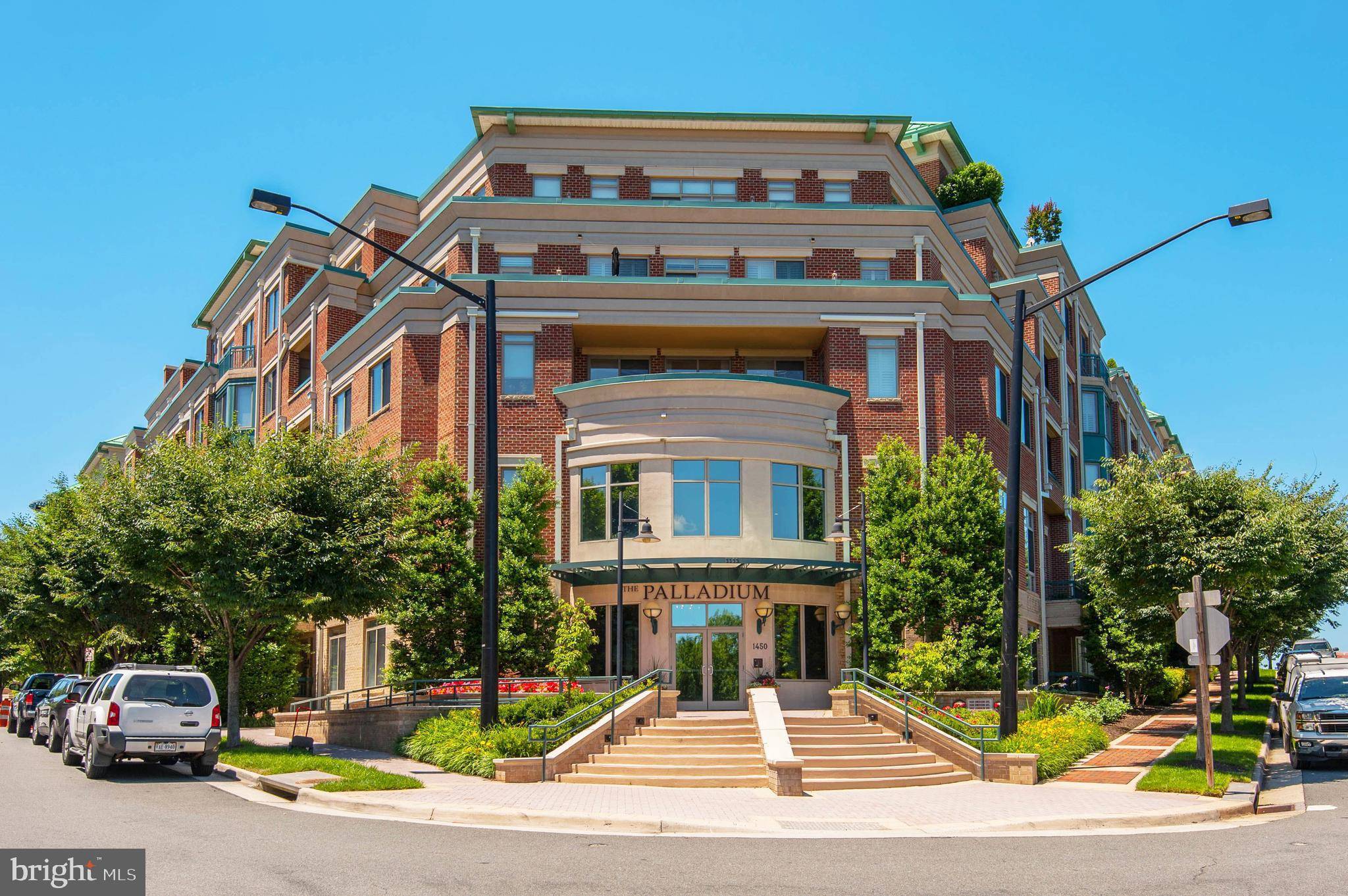 Mclean, VA 22101,1450 EMERSON AVE #209