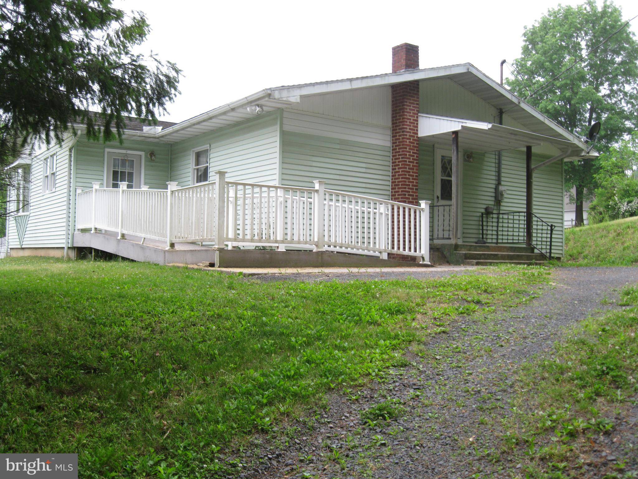 Orwigsburg, PA 17961,317 PINE CREEK DR