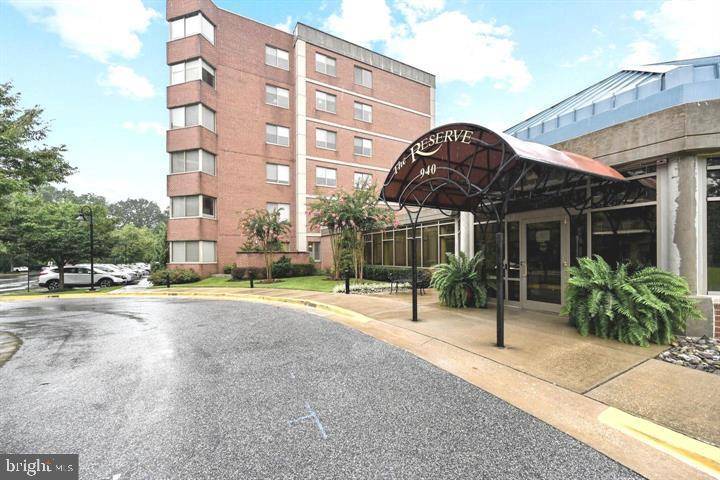 Annapolis, MD 21401,940 ASTERN WAY #302