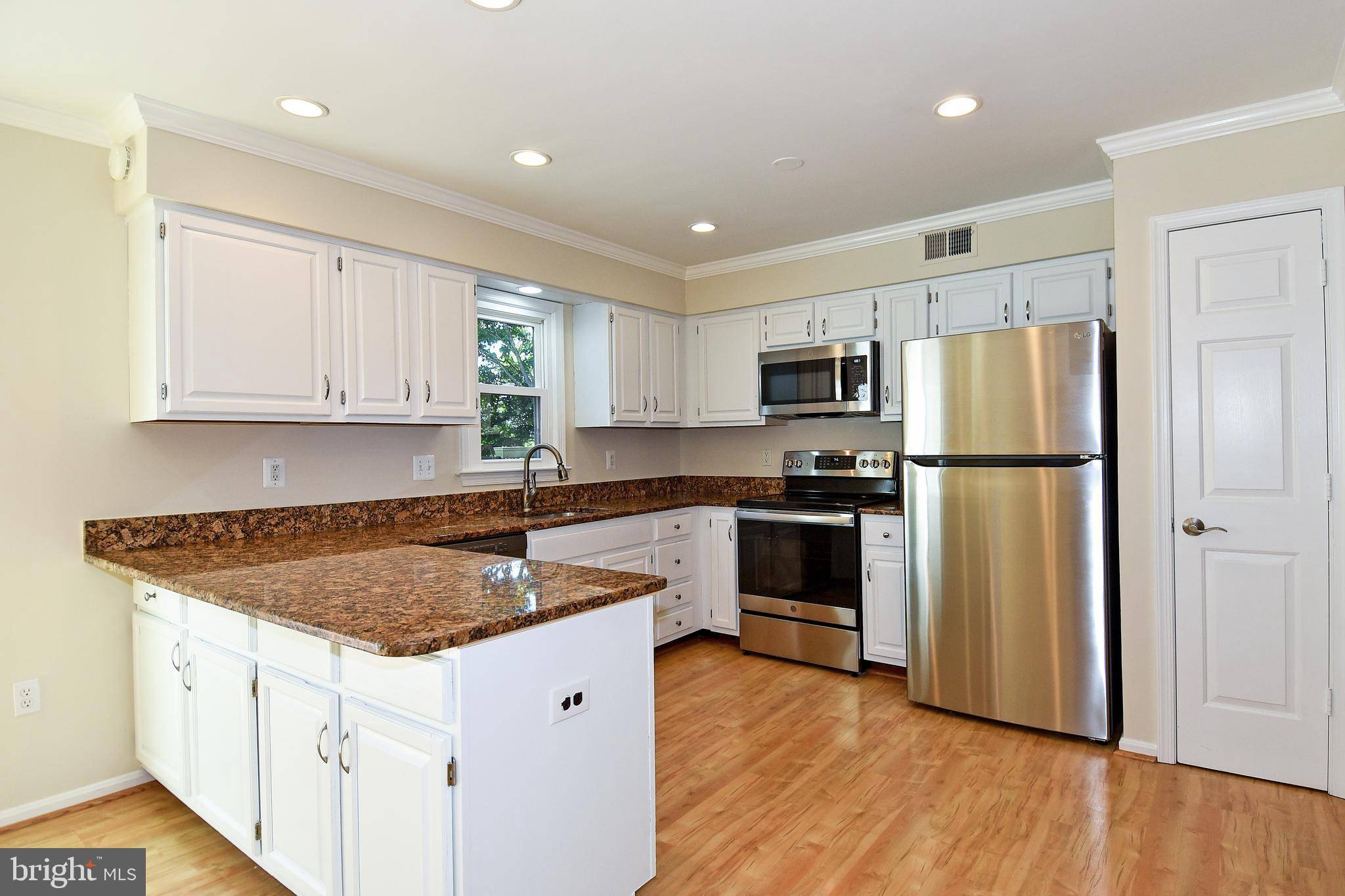 Alexandria, VA 22312,4543 SAWGRASS CT