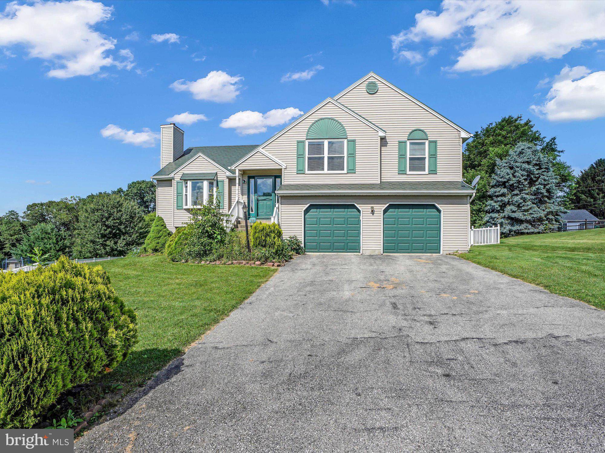 Felton, PA 17322,318 PINE VALLEY DR