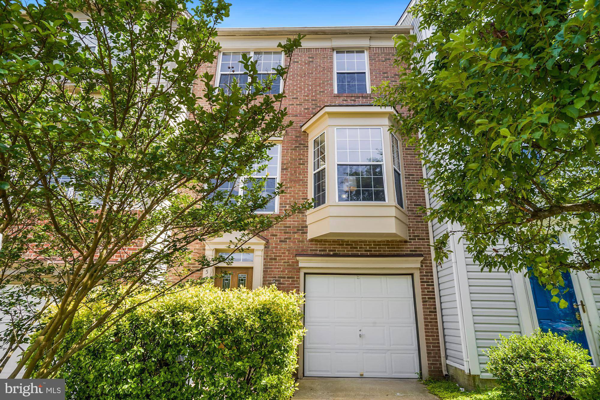 Woodbridge, VA 22192,3957 BLYSDALE LN