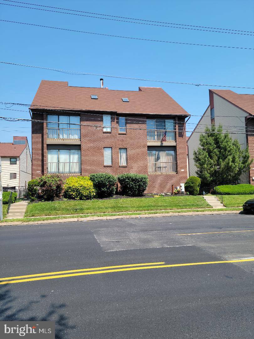 Philadelphia, PA 19114,9536 STATE RD #A