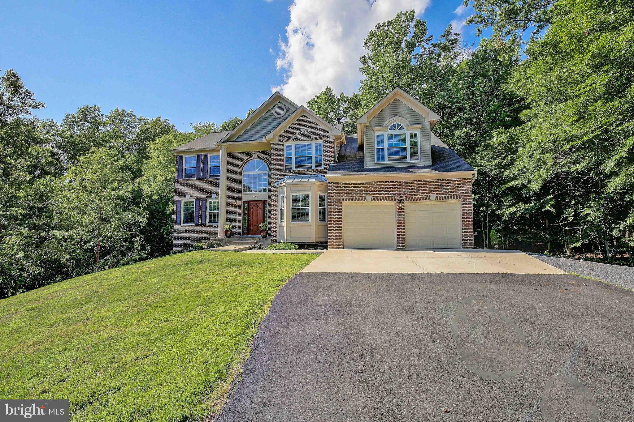 Clinton, MD 20735,8606 SHORTHILLS CT