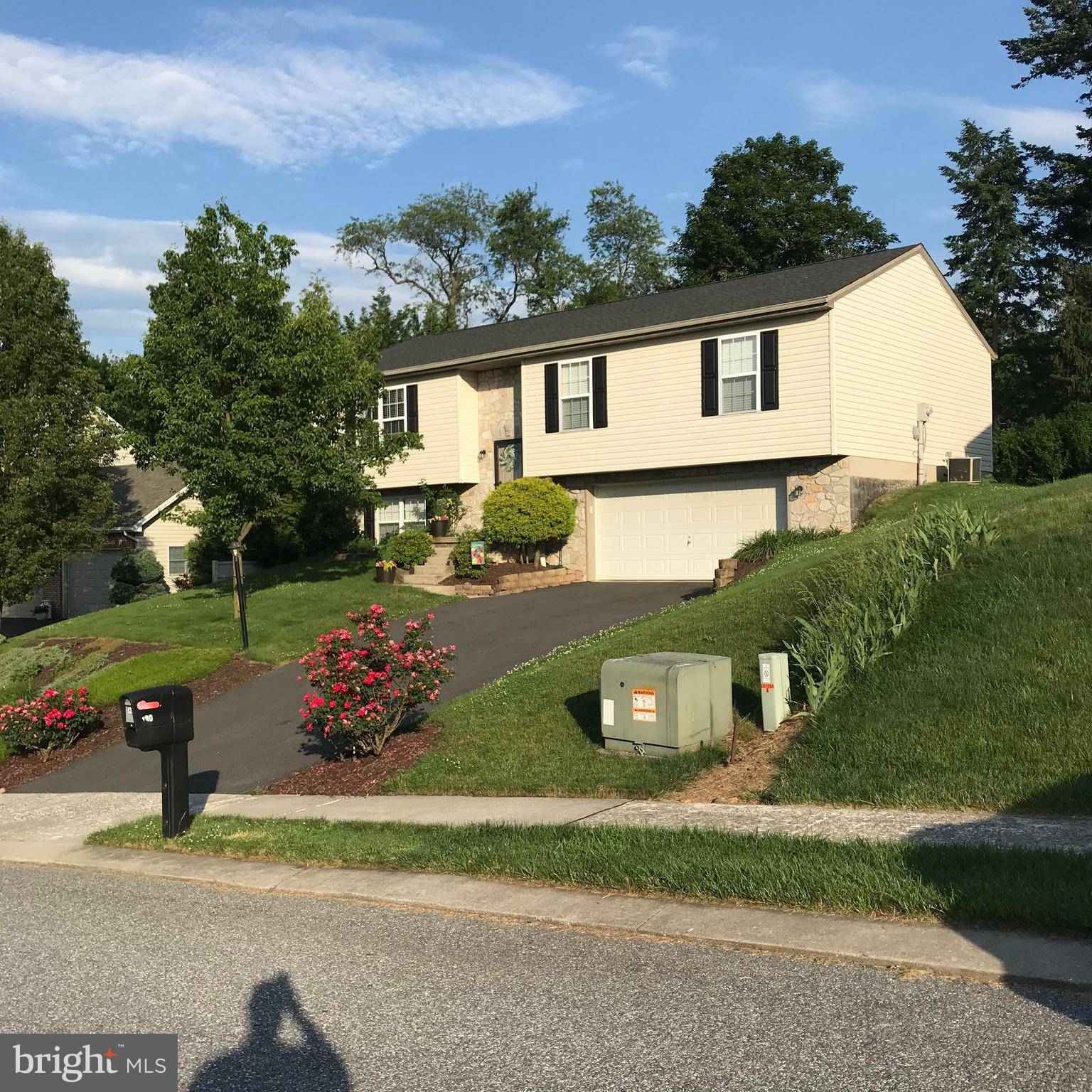 Windsor, PA 17366,120 CHARLES DR