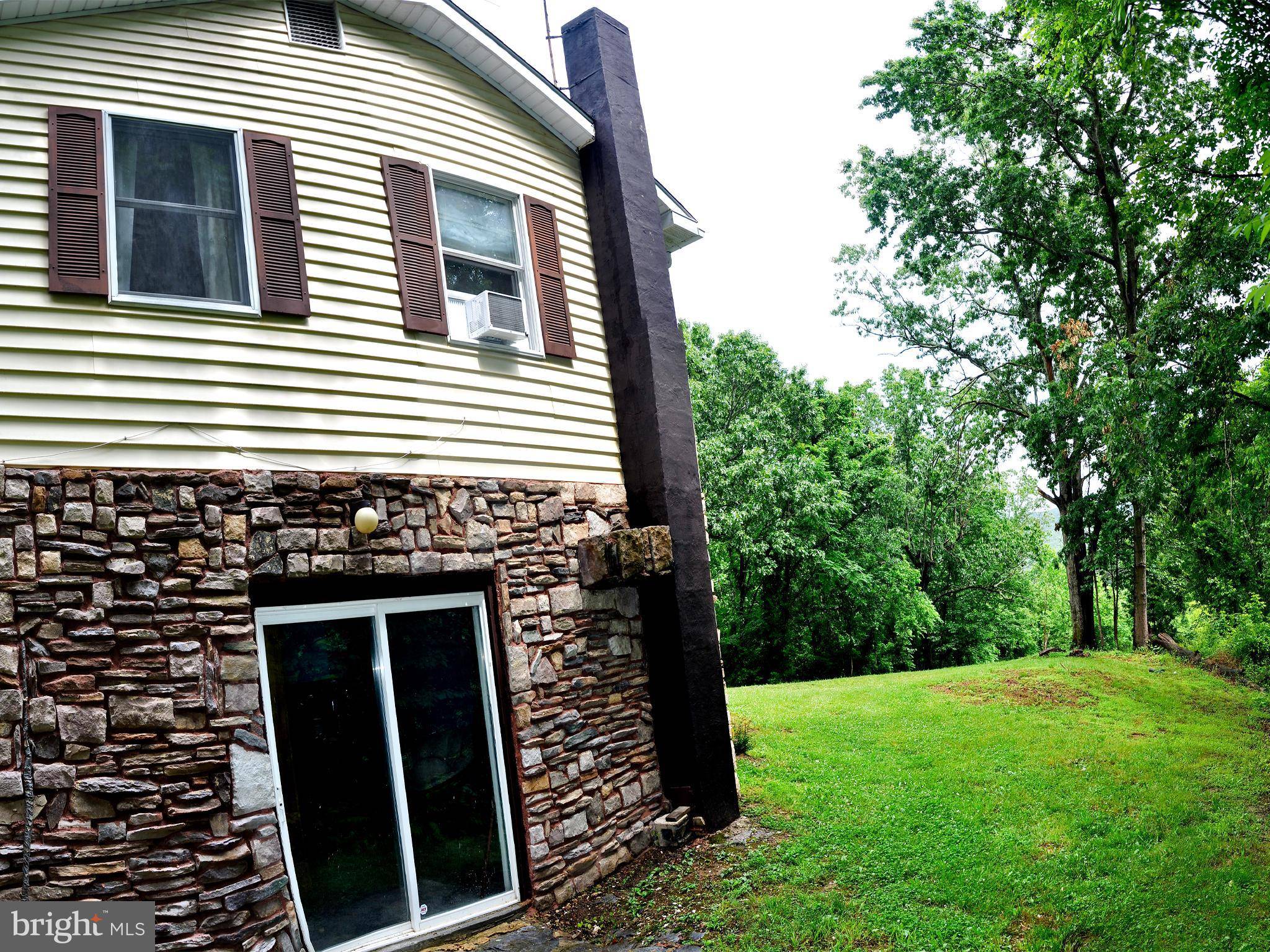 Berryville, VA 22611,105 HUNTING RIDGE LN