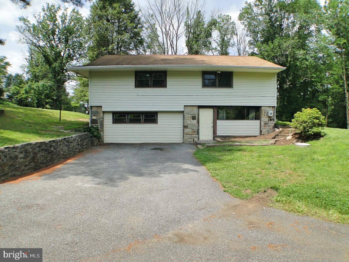 Media, PA 19063,310 TIMBER JUMP LN