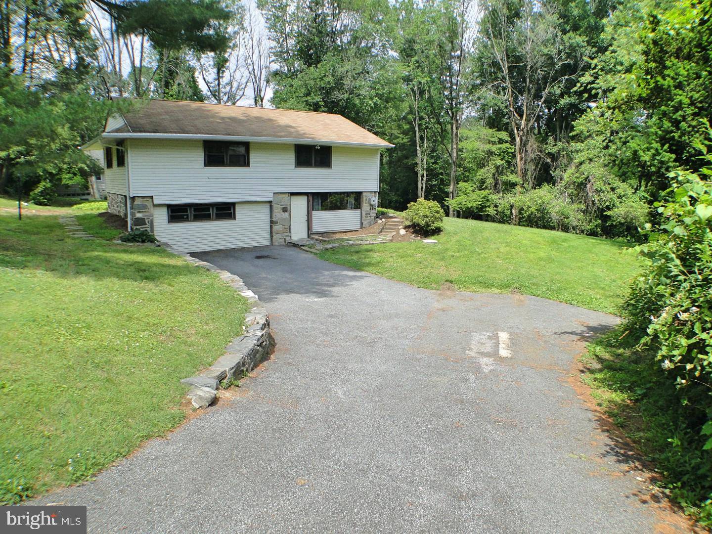 Media, PA 19063,310 TIMBER JUMP LN