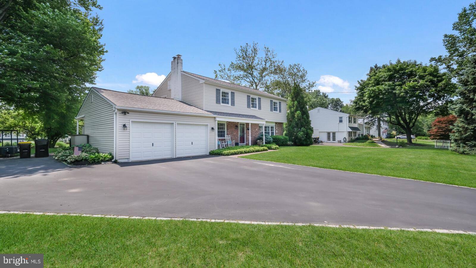 Horsham, PA 19044,707 CANTERBURY LN