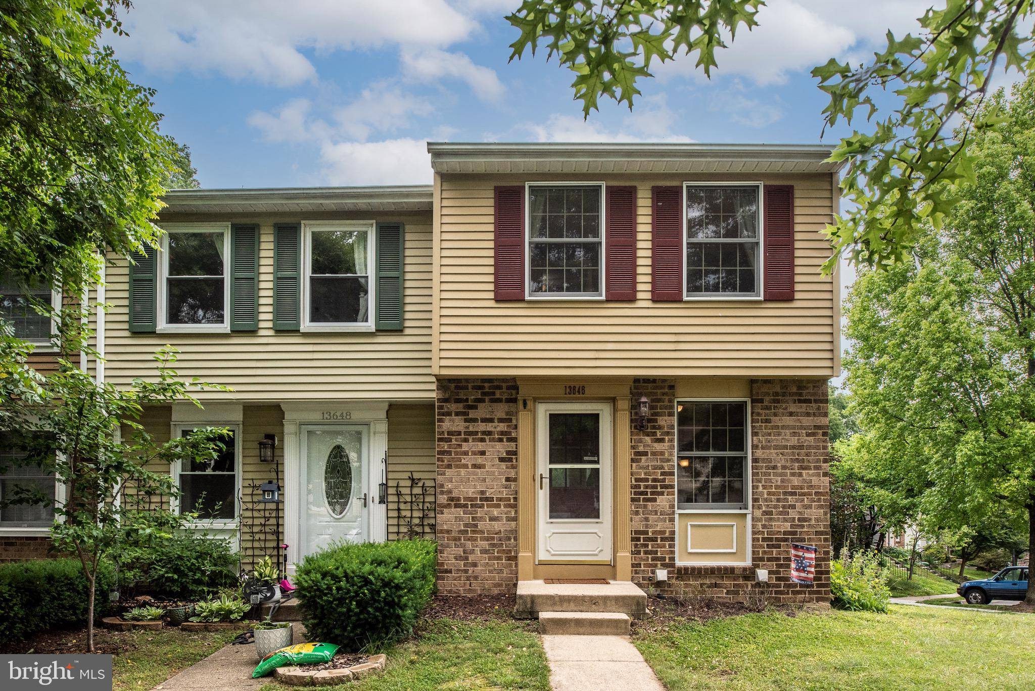 Centreville, VA 20121,13646 FOREST POND CT