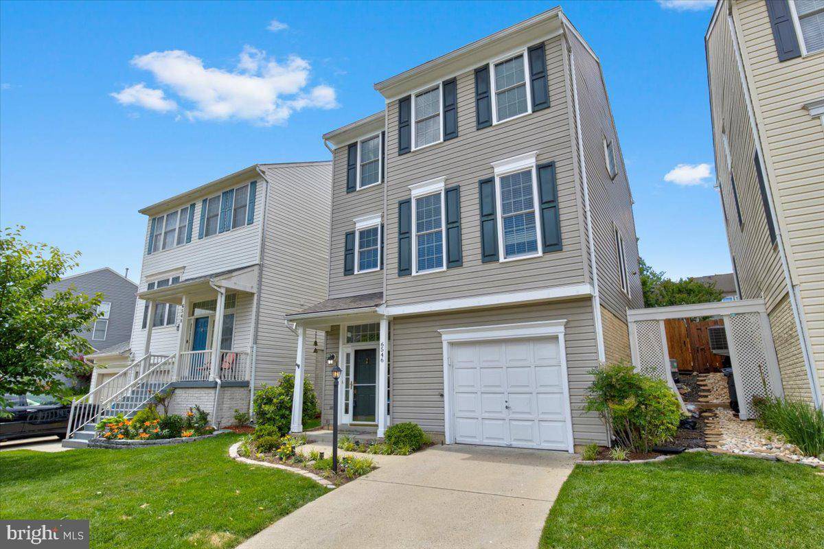 Centreville, VA 20121,6546 CREEK RUN DR