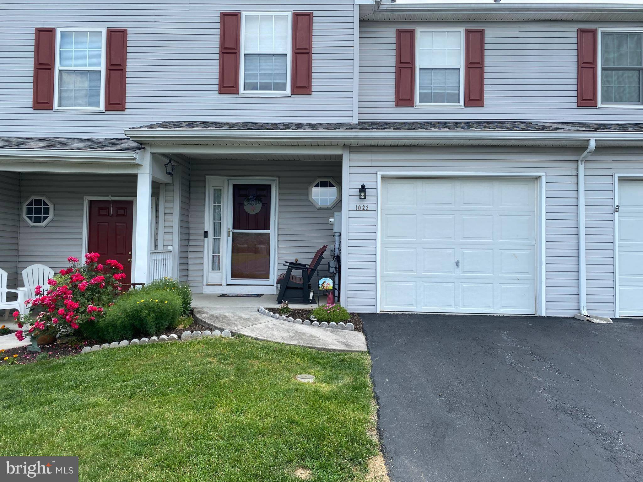 Harrisburg, PA 17111,1023 WOODED POND DR