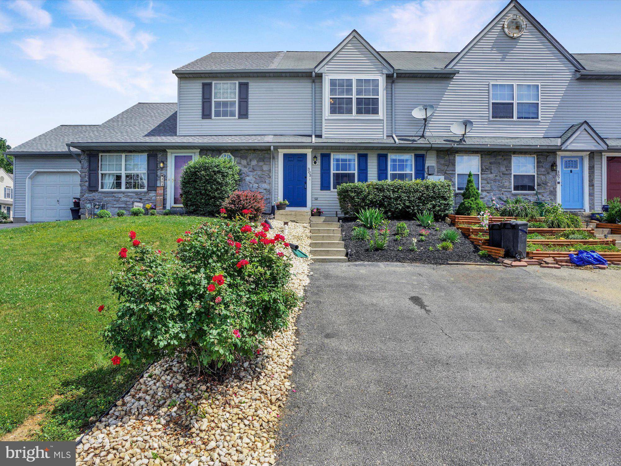 Marietta, PA 17547,305 RED CEDAR LN