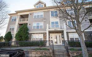 Baltimore, MD 21208,8811 STONE RIDGE CIR #101