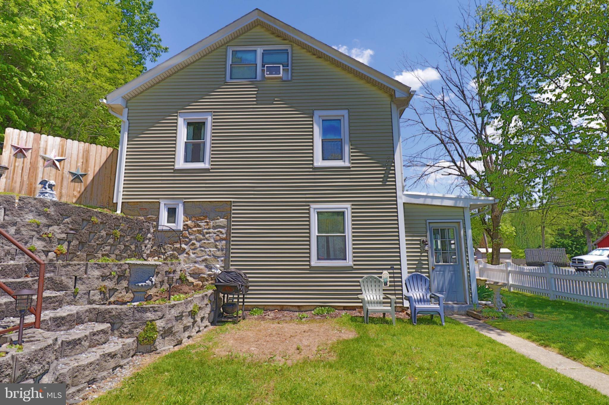 Palmerton, PA 18071,664 FIRELINE RD