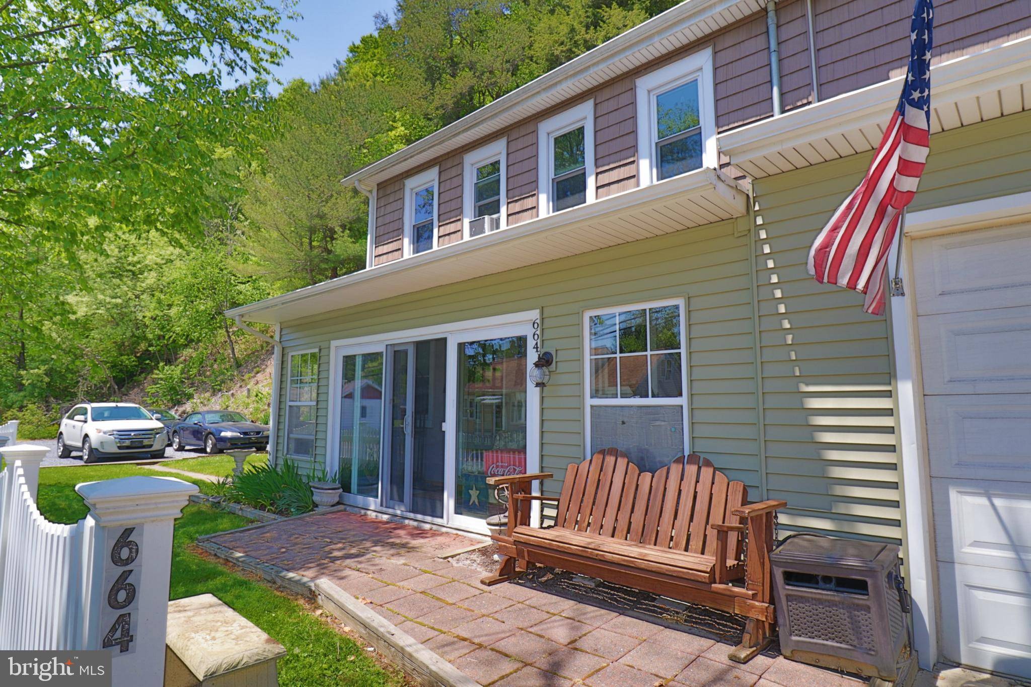 Palmerton, PA 18071,664 FIRELINE RD