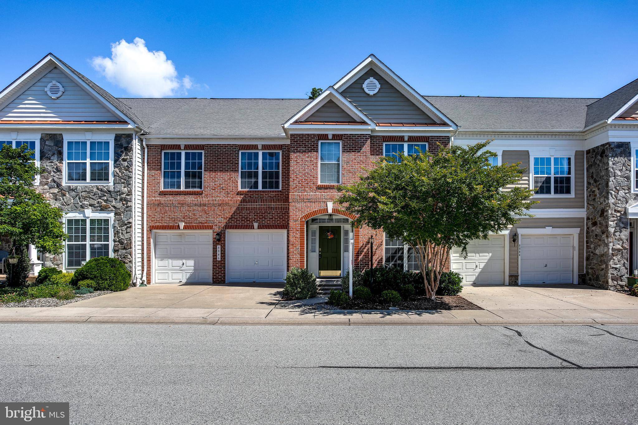 Columbia, MD 21045,8846 WARM GRANITE DR #45