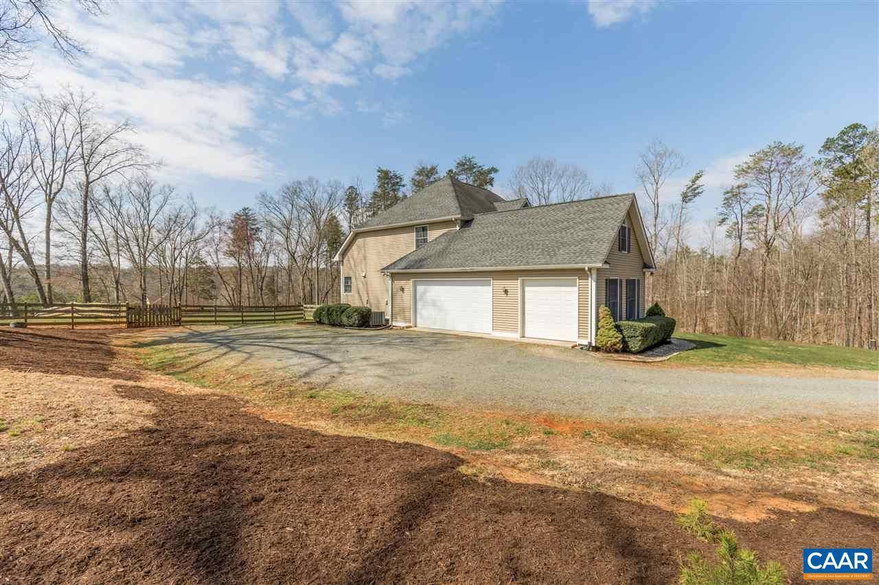 Stanardsville, VA 22973,366 PASTURE LN