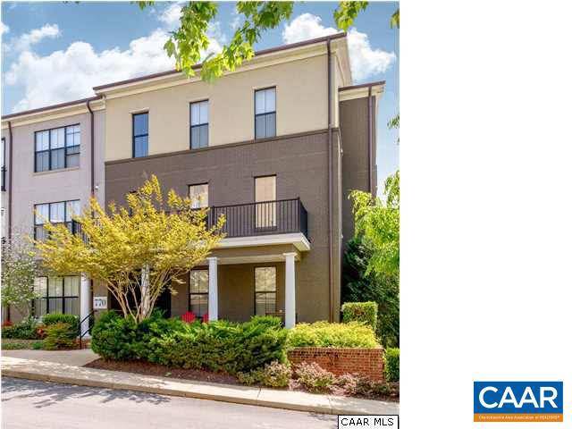 Charlottesville, VA 22911,770 WALKER SQ SQ #1B