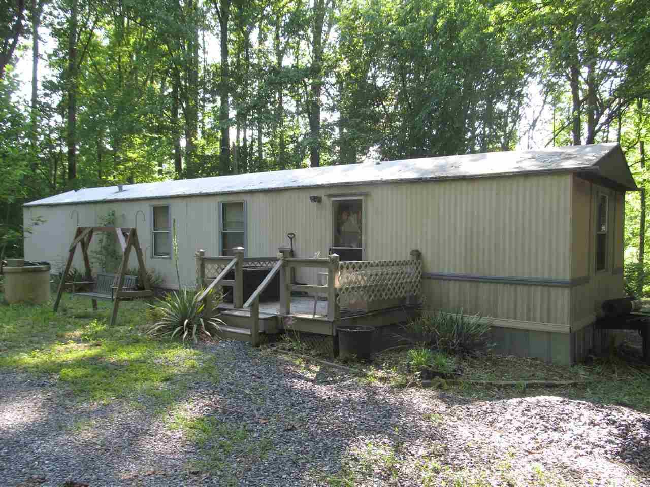 Fork Union, VA 23055,91 RED BANK LN LN