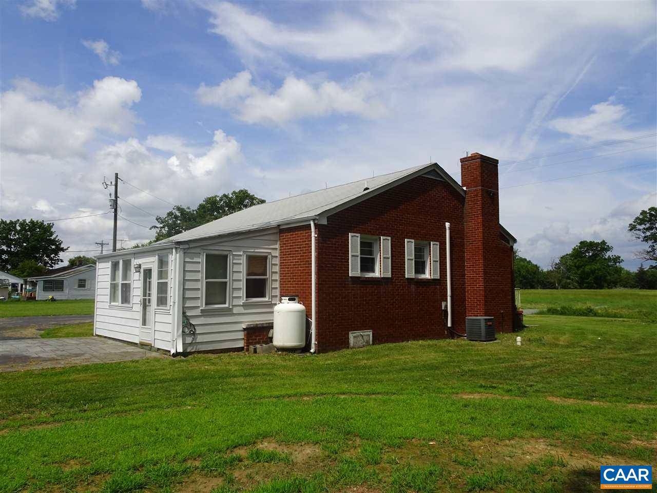 Gordonsville, VA 22942,4963 COLUMBIA RD RD