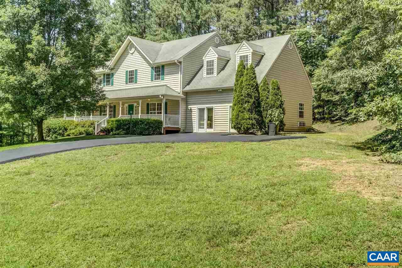 Barboursville, VA 22923,226 FIR TREE LN LN