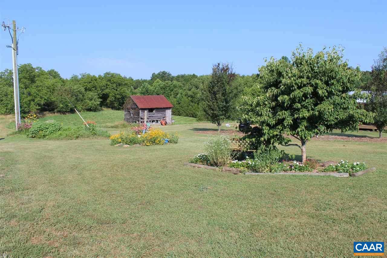 Scottsville, VA 24590,472 ROCK ISLAND FARM LN