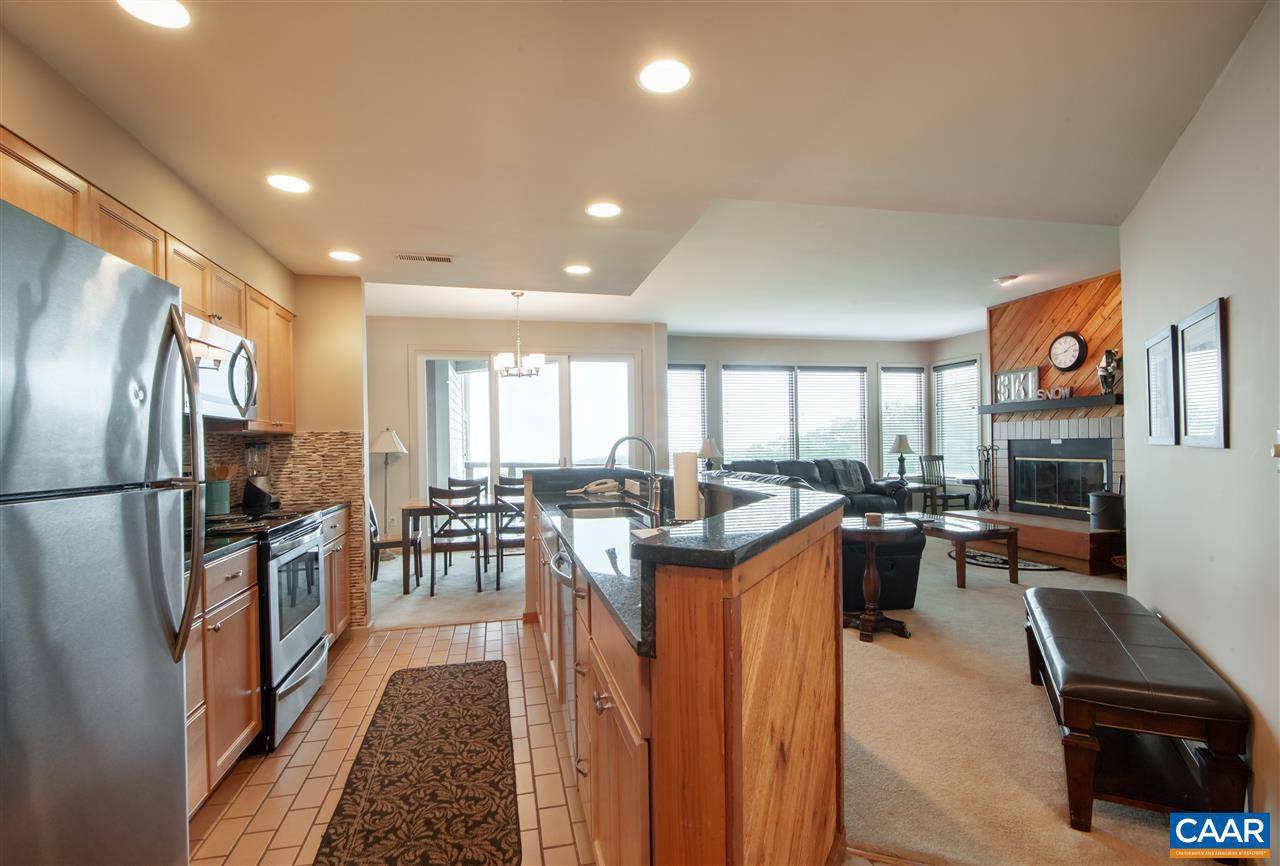 Wintergreen Resort, VA 22967,945 DIAMOND HILL CONDOS DR