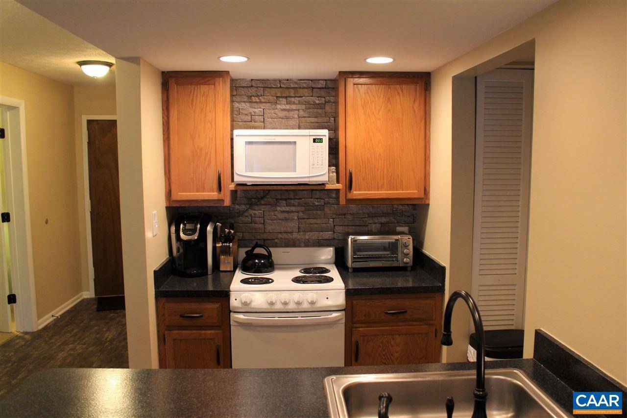 Wintergreen, VA 22967,202 TIMBERS CONDOS