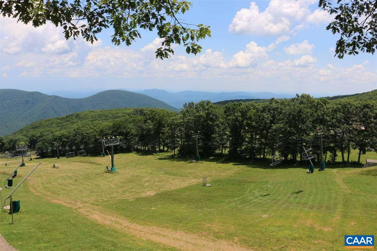 Wintergreen Resort, VA 22967,351 DOBIE CONDOS #351