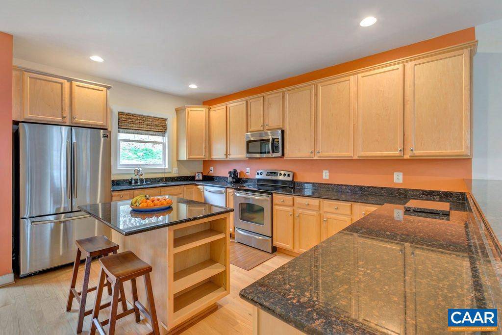 Charlottesville, VA 22911,2160 SARANAC CT CT