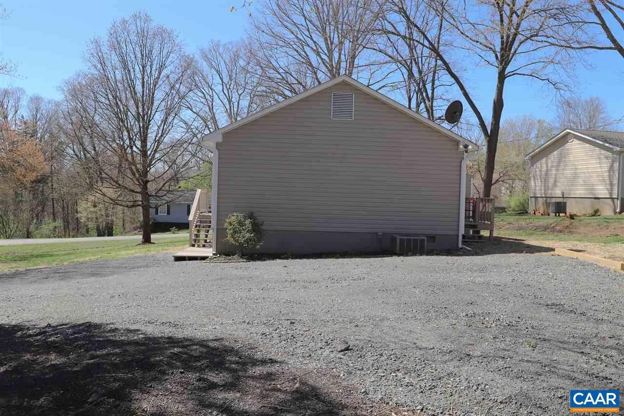 Stanardsville, VA 22973,5 HOLMES RUN PL PL