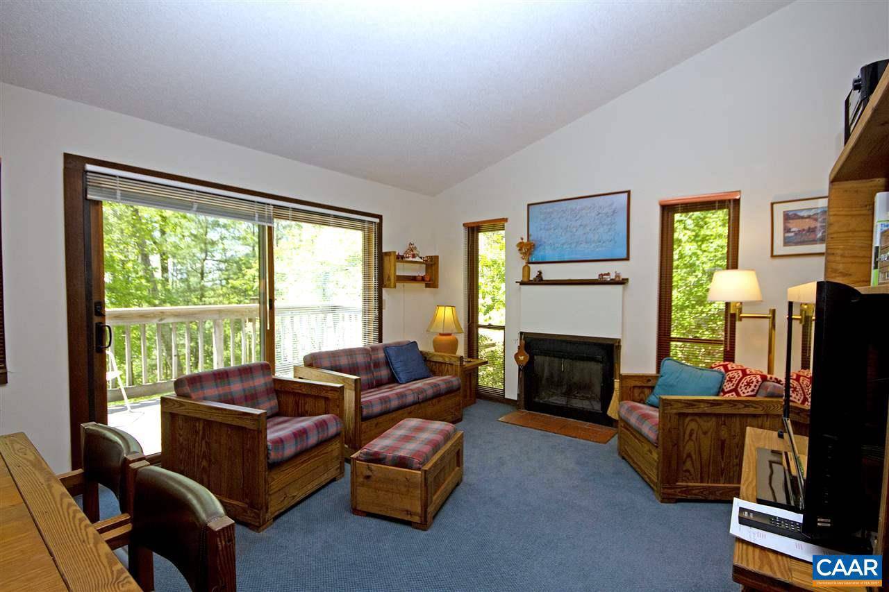 Wintergreen Resort, VA 22967,612 WHITE OAK CONDOS