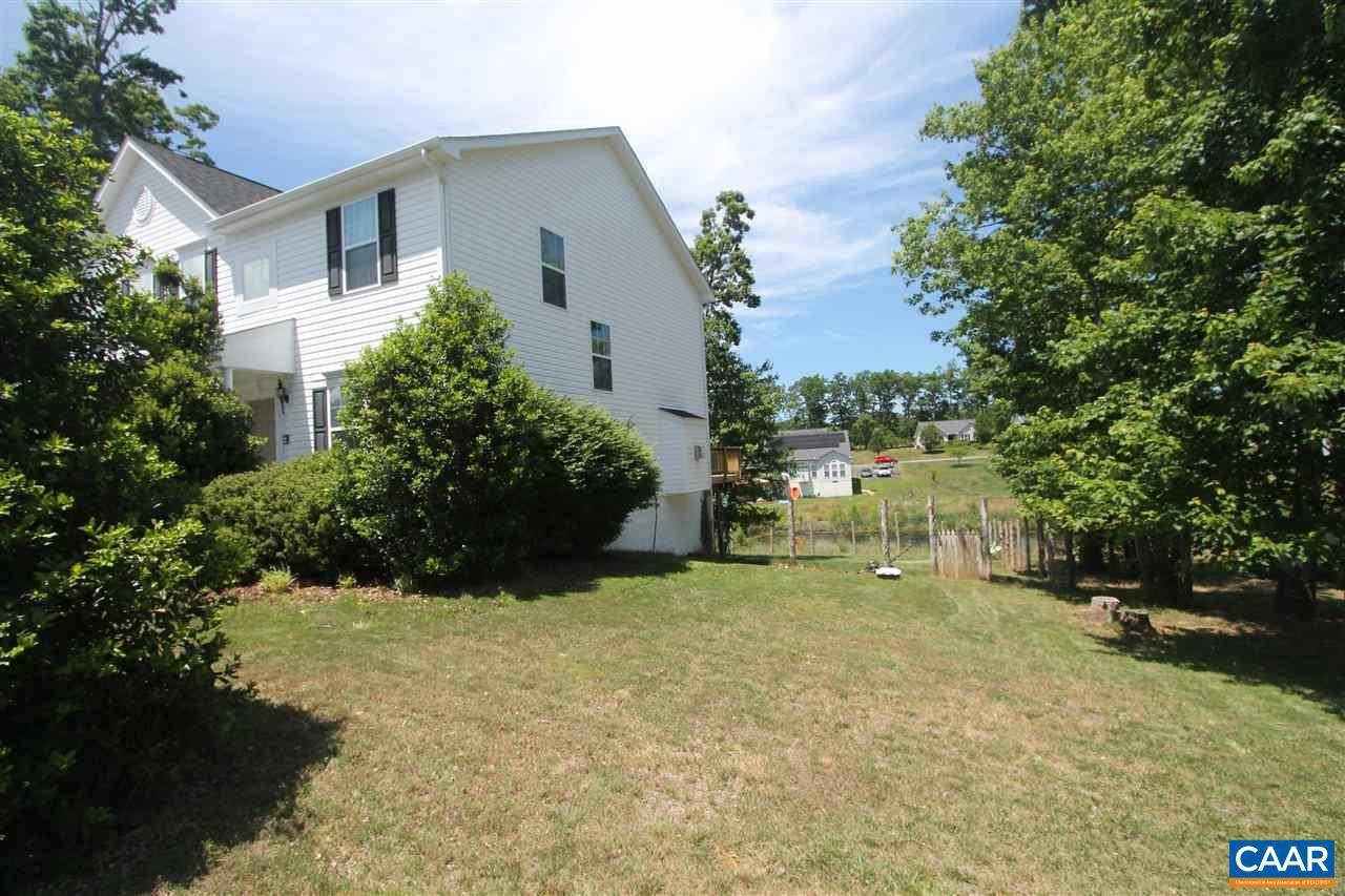 Palmyra, VA 22963,81 LEXIE LN LN