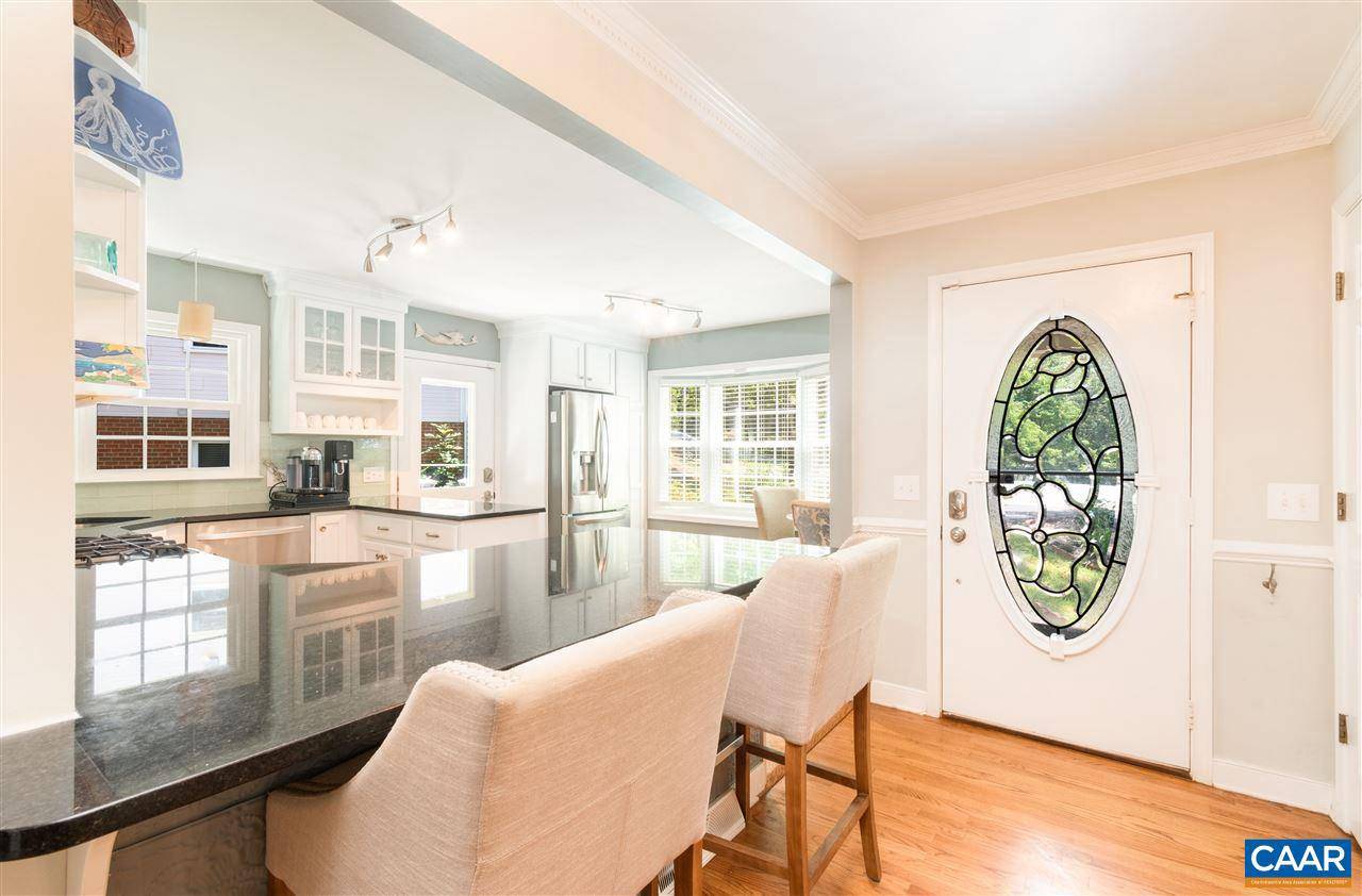 Charlottesville, VA 22901,700 VICTORIAN CT CT