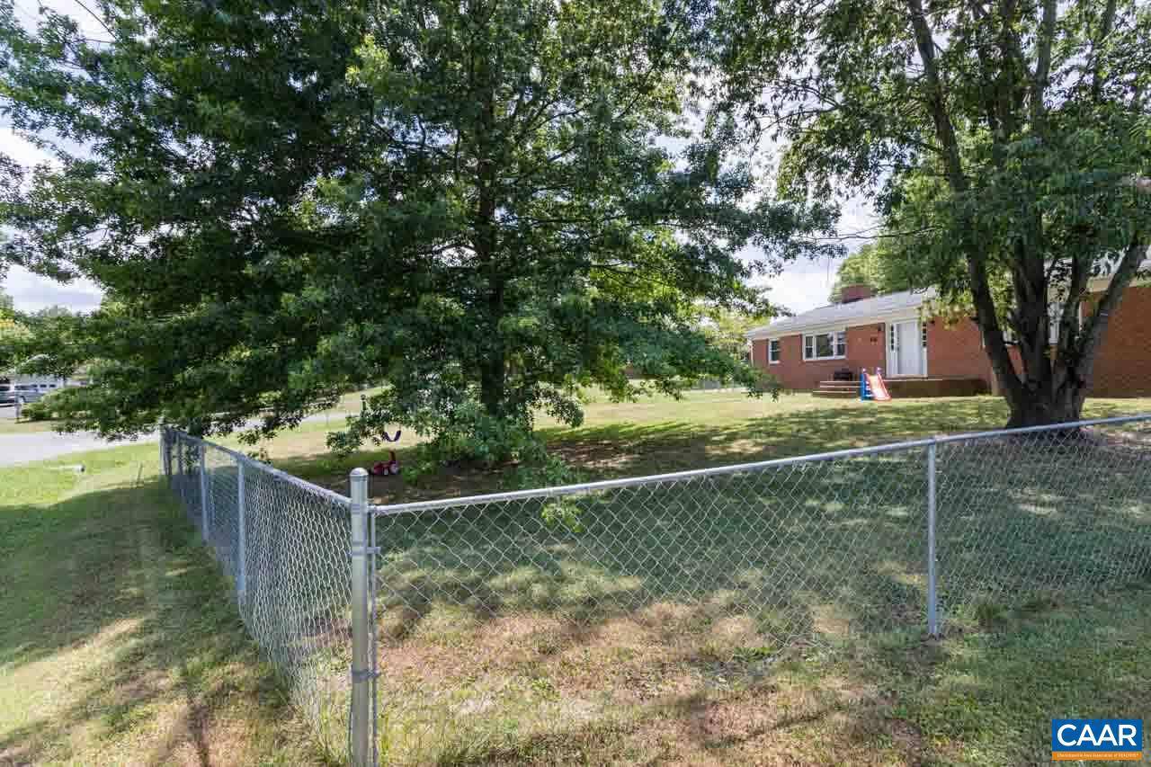 Gordonsville, VA 22942,511 CADMUS DR DR