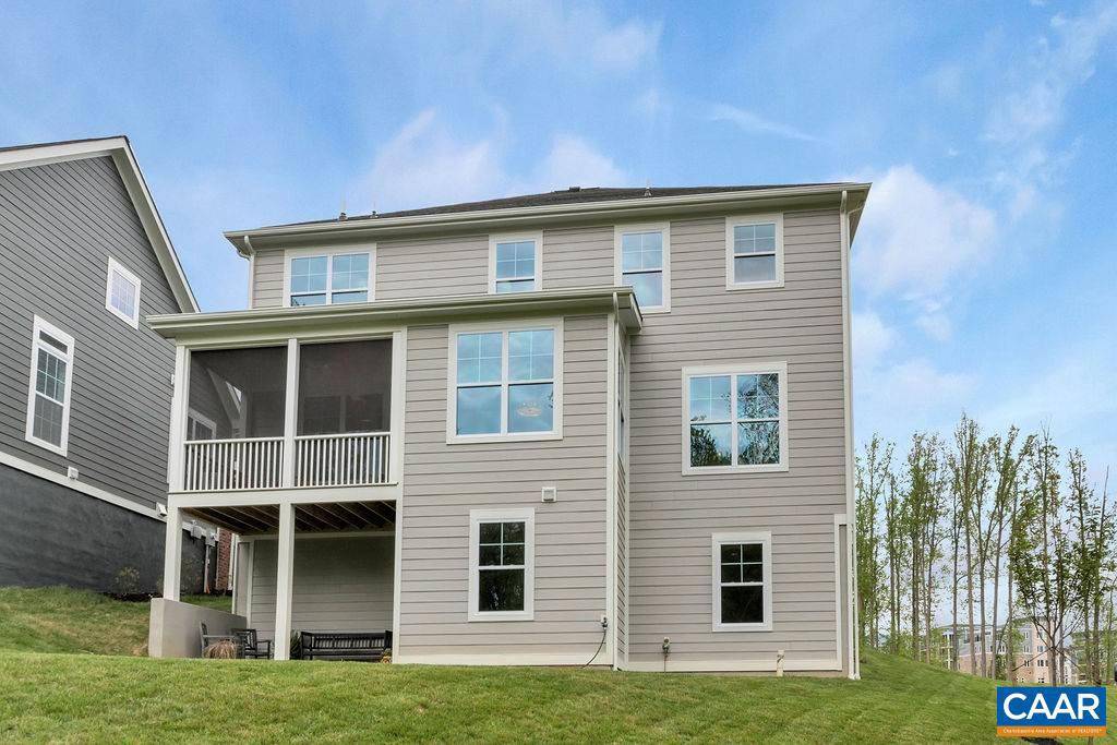 Crozet, VA 22932,330 BISHOPGATE LN