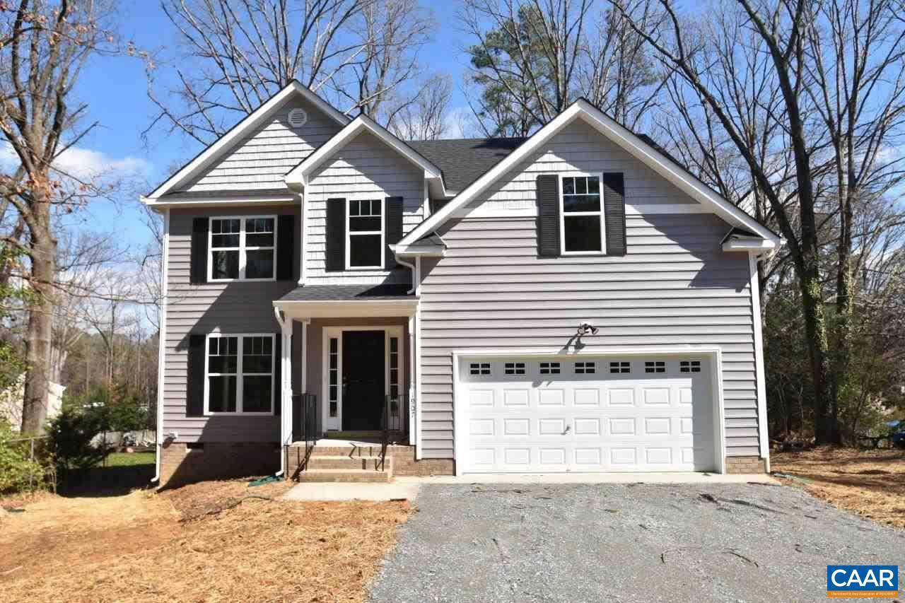 Palmyra, VA 22963,74 PLUM CT CT