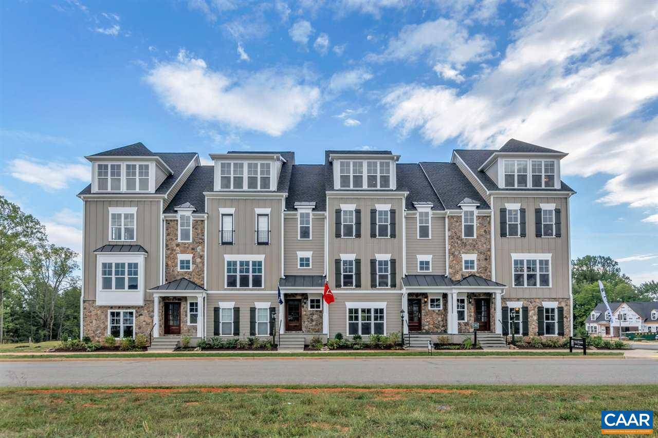 Crozet, VA 22932,5459 GOLF DR DR