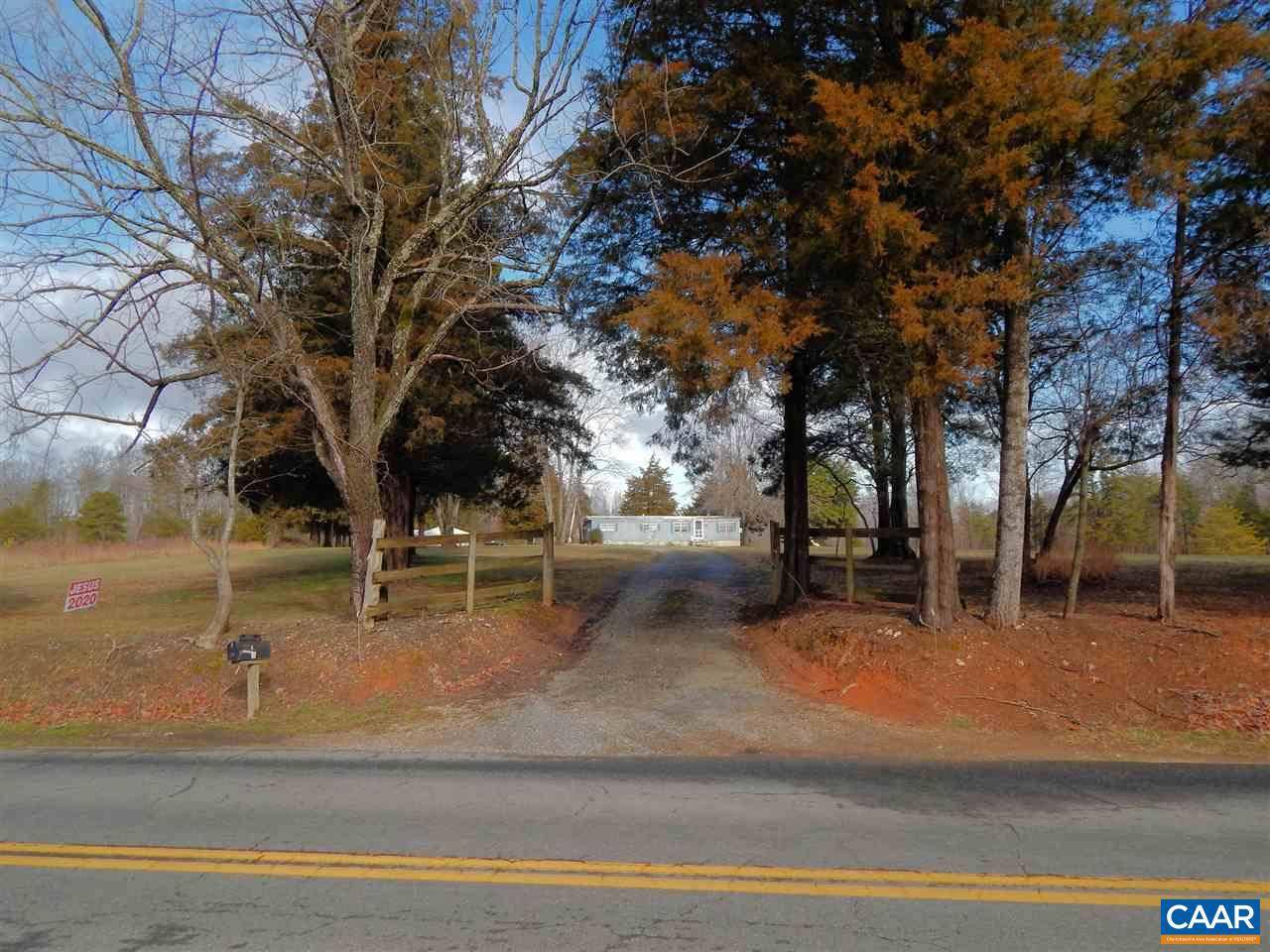 Scottsville, VA 24590,3683 RURITAN LAKE RD RD