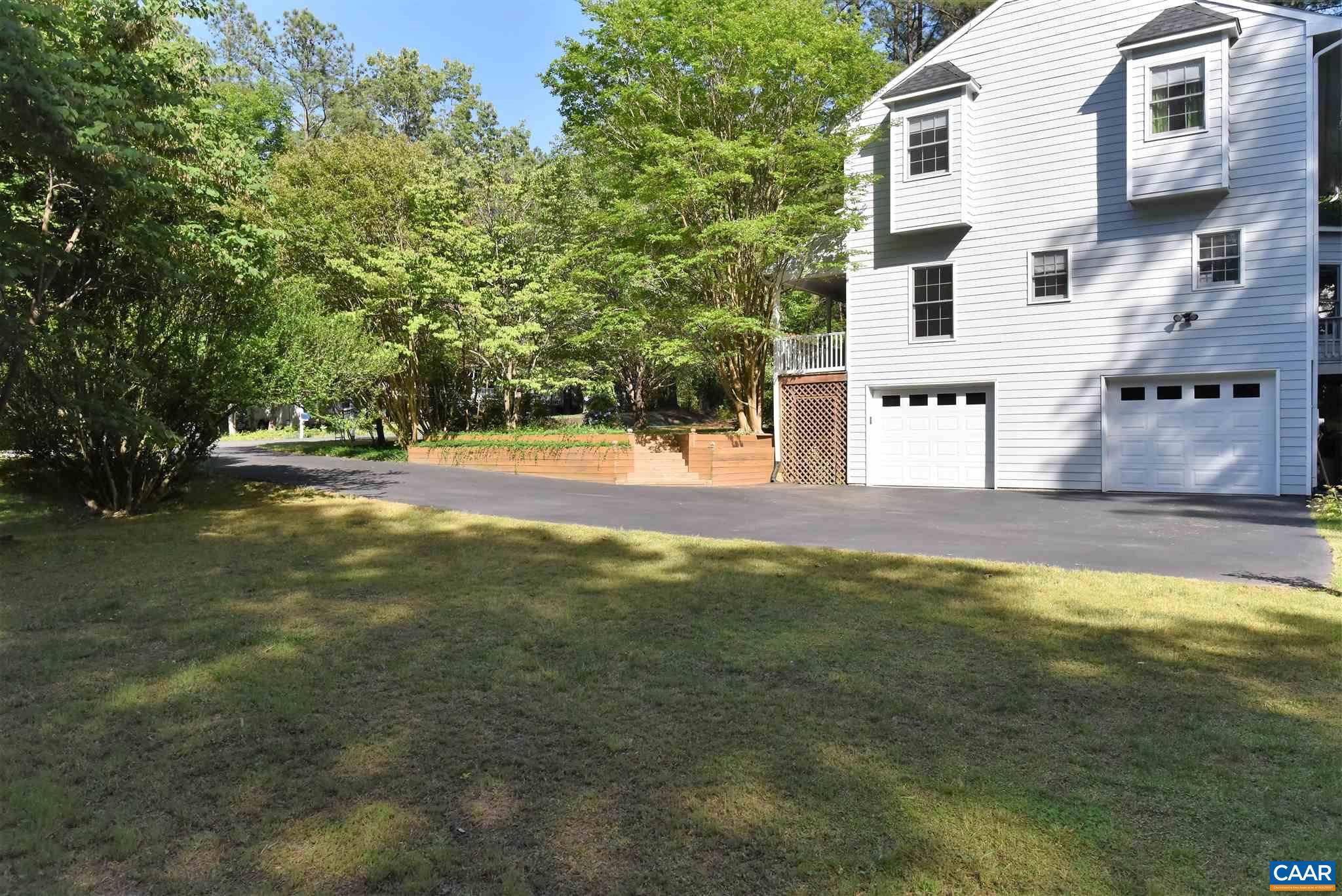 Barboursville, VA 22923,49 SPRUCE CT CT