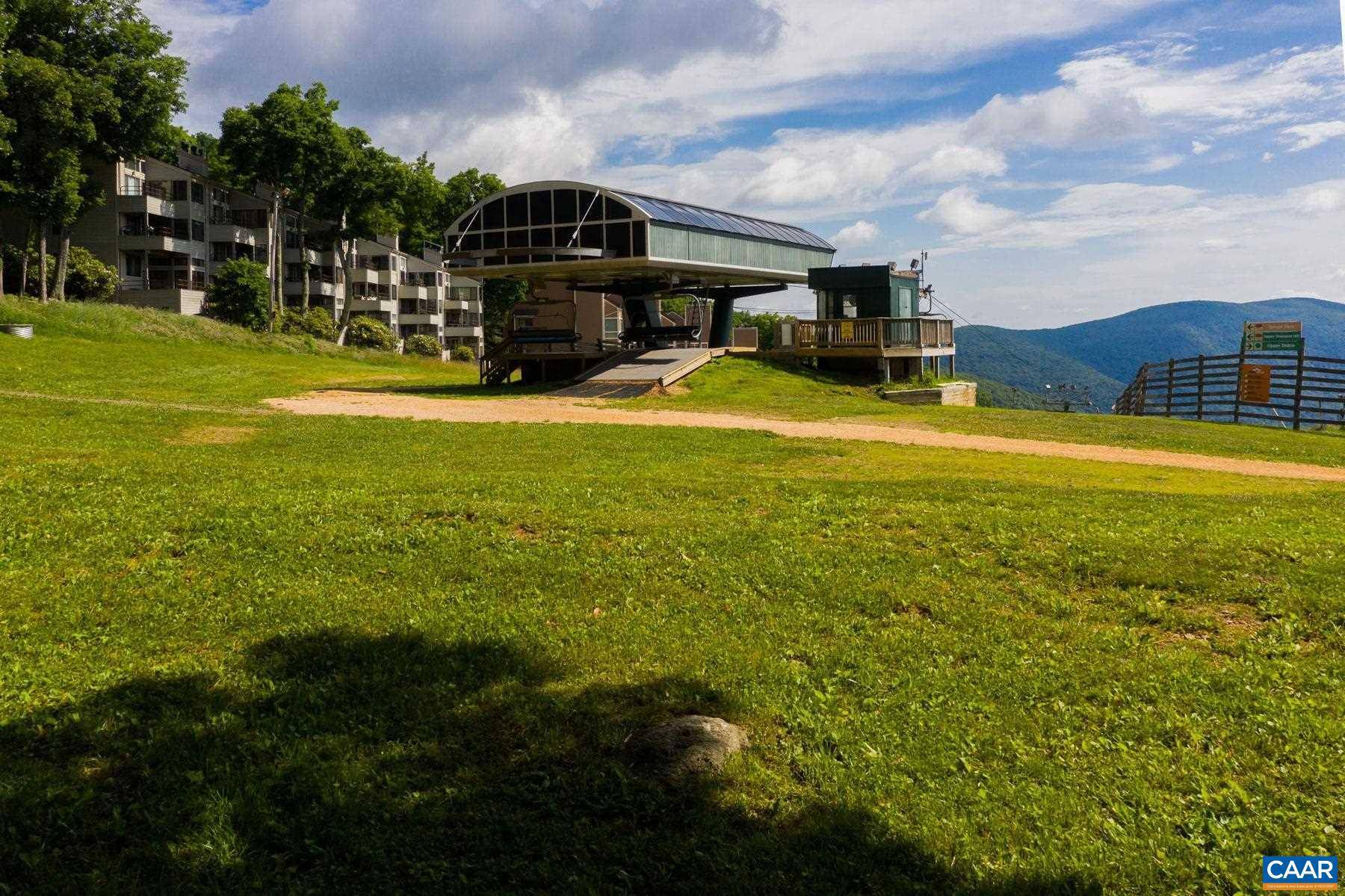 Wintergreen Resort, VA 22967,301 DOBIE CONDOS