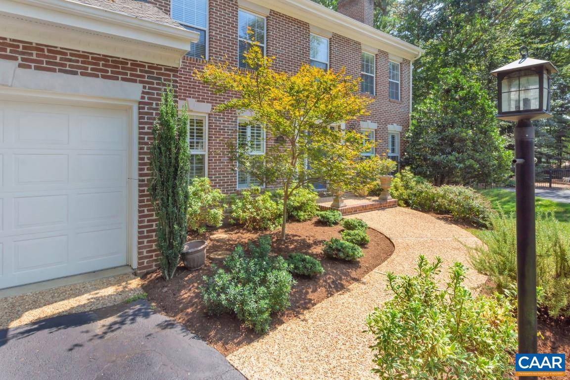 Charlottesville, VA 22901,1389 RIVER BROOK CT