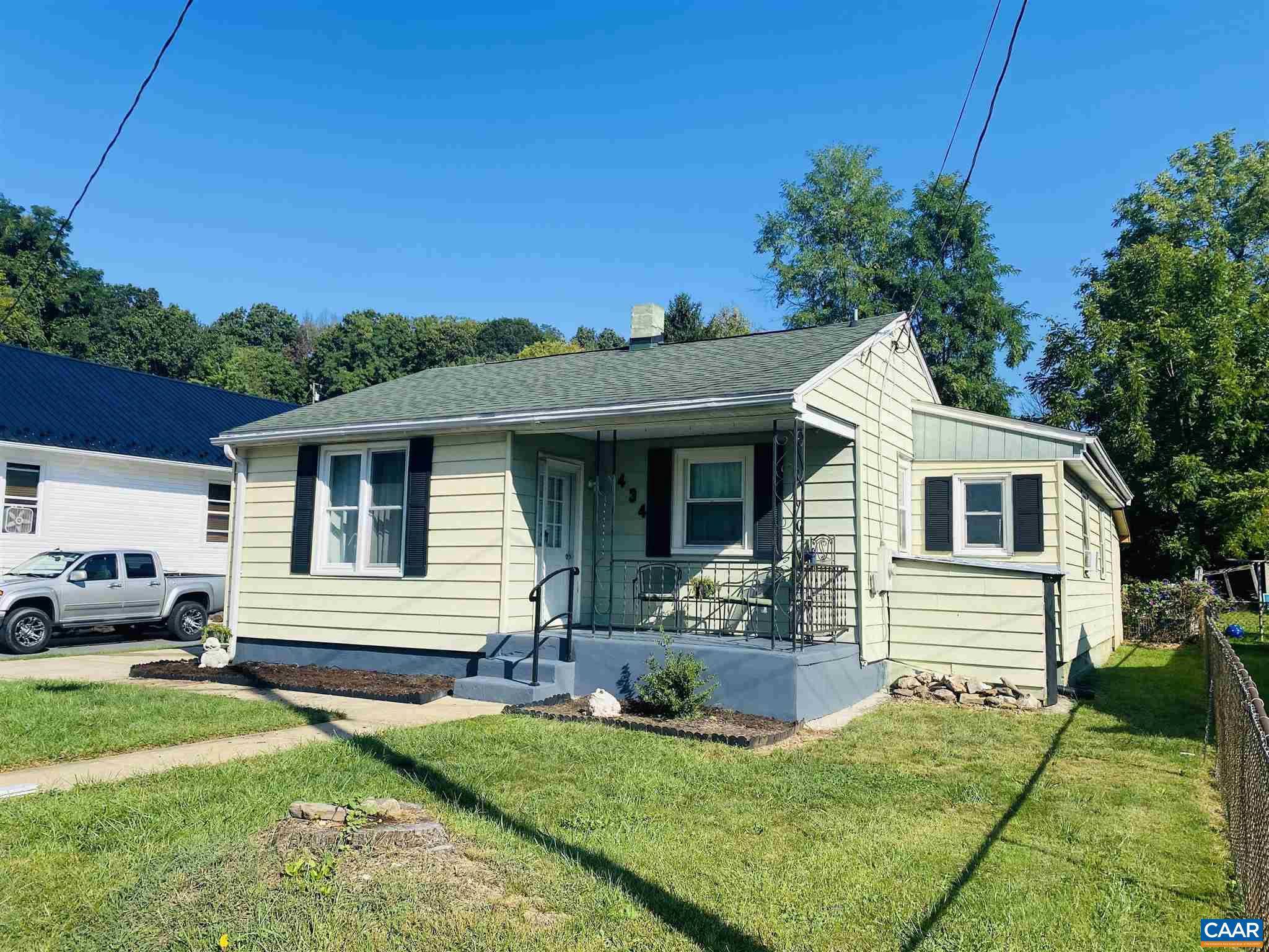 Staunton, VA 24401,434 PEACH ST