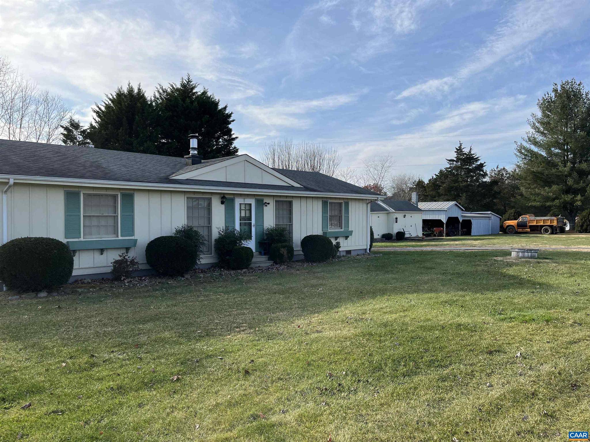 Stanardsville, VA 22973,137 REVA LN