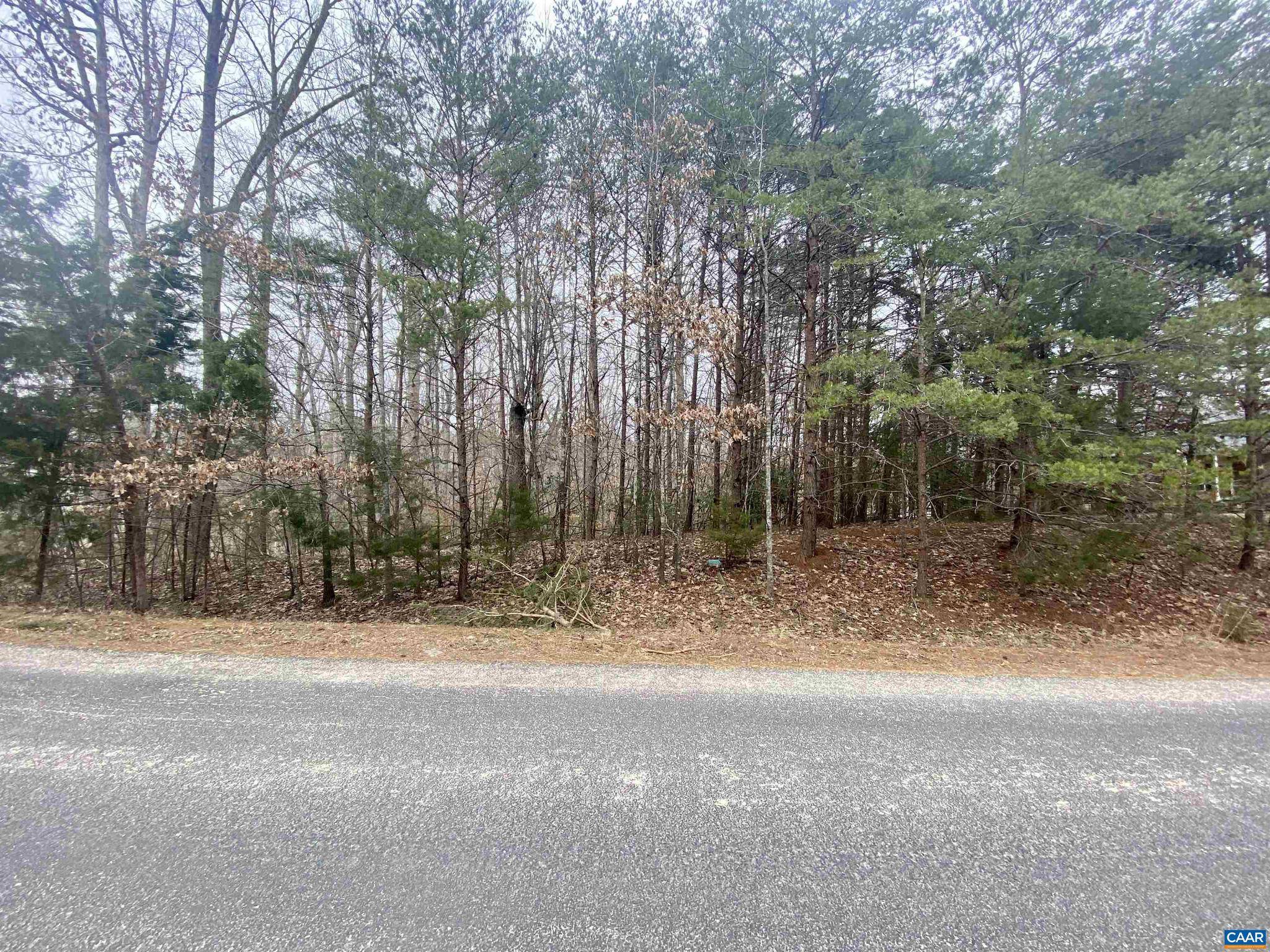 Mineral, VA 23117,5703 DOGWOOD TREE LN