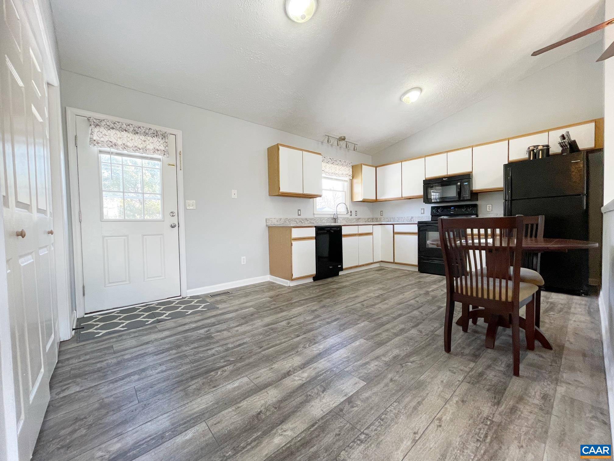 Gordonsville, VA 22230,18123 WOLFTRAP CT