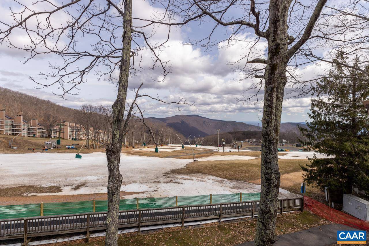 Wintergreen Resort, VA 22967,225 TIMBERS CONDOS